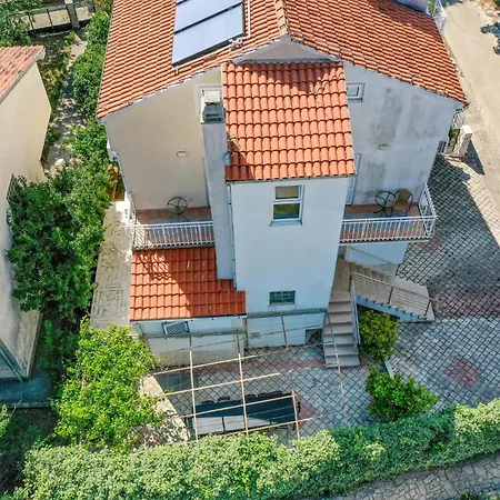 8 Bedroom Gorgeous In Okrug Donji *