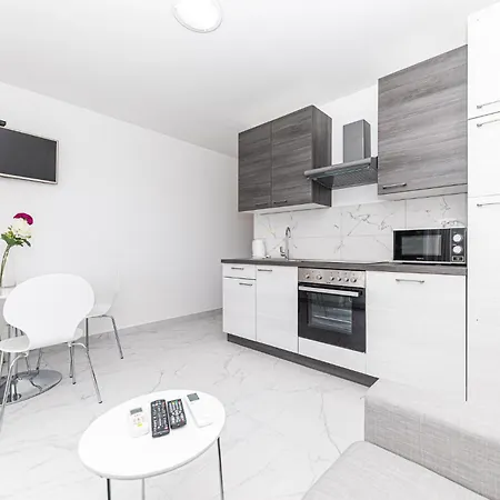 Front In Okrug Donji Vakantiehuis *