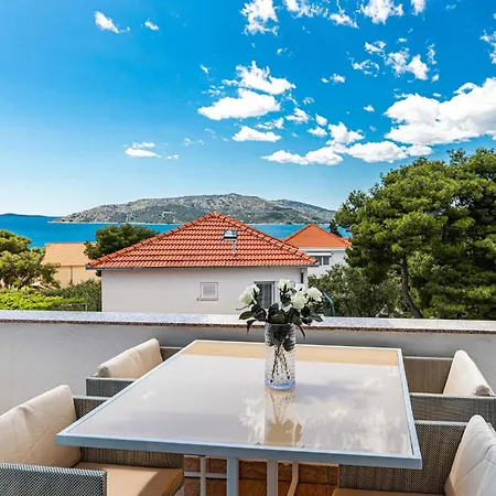 Front In Okrug Donji Vakantiehuis *
