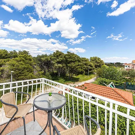 Front In Okrug Donji Vakantiehuis