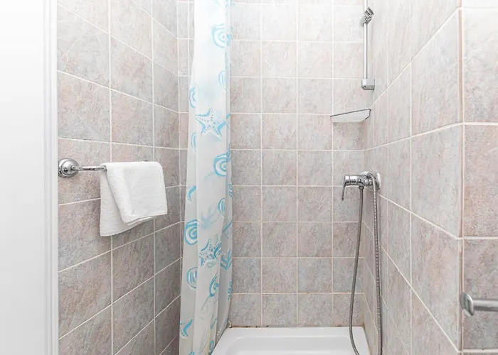 8 Bedroom Gorgeous In Okrug Donji * Donji Okrug (Ciovo)